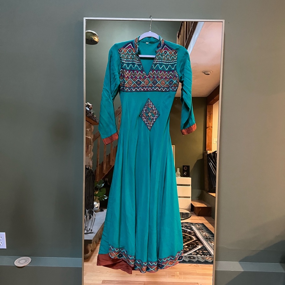 Incredible vintage dress made for a goddess!